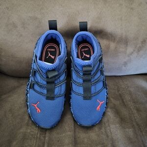 Puma Kids Blue and Black Sneakers with Red Accents